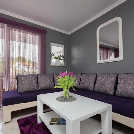 Apartamento La Perla Sutivan