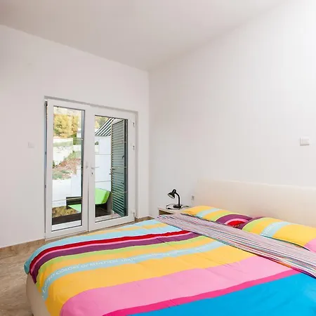 Apartamento La Perla Sutivan