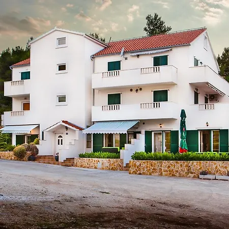 Appartamento La Perla Sutivan