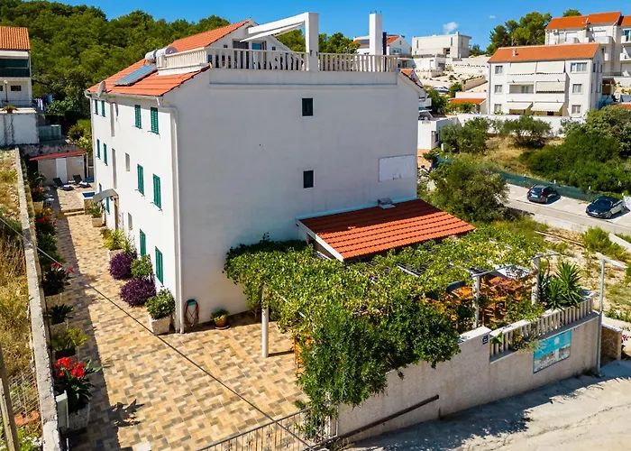 La Perla Apartman *