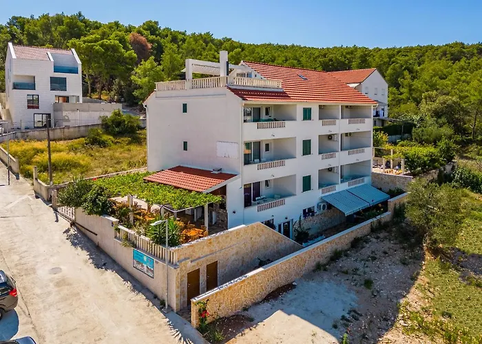La Perla Apartman *