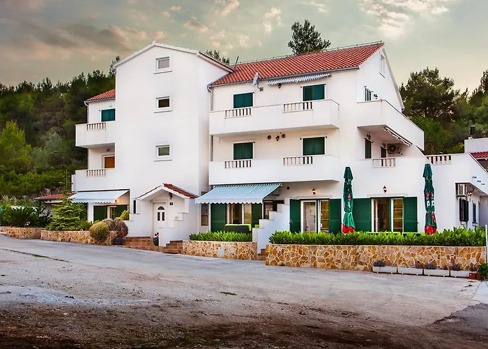 Apartman La Perla Sutivan