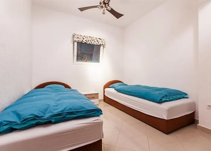 Apartman La Perla Sutivan